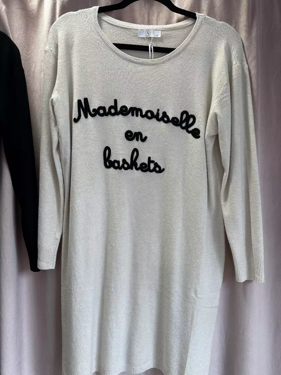 Robe  « MADEMOISELLE EN BASKET »