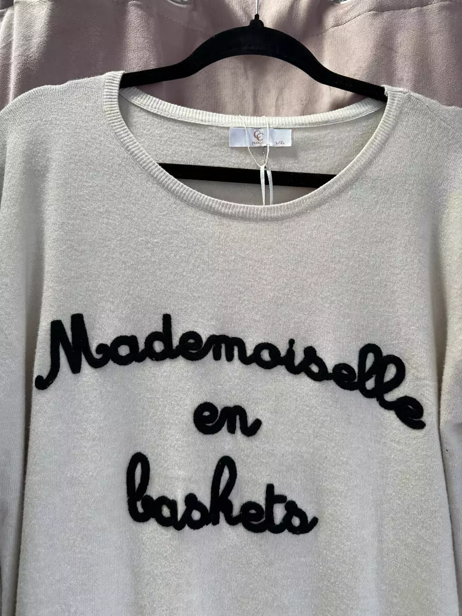 Robe  « MADEMOISELLE EN BASKET »