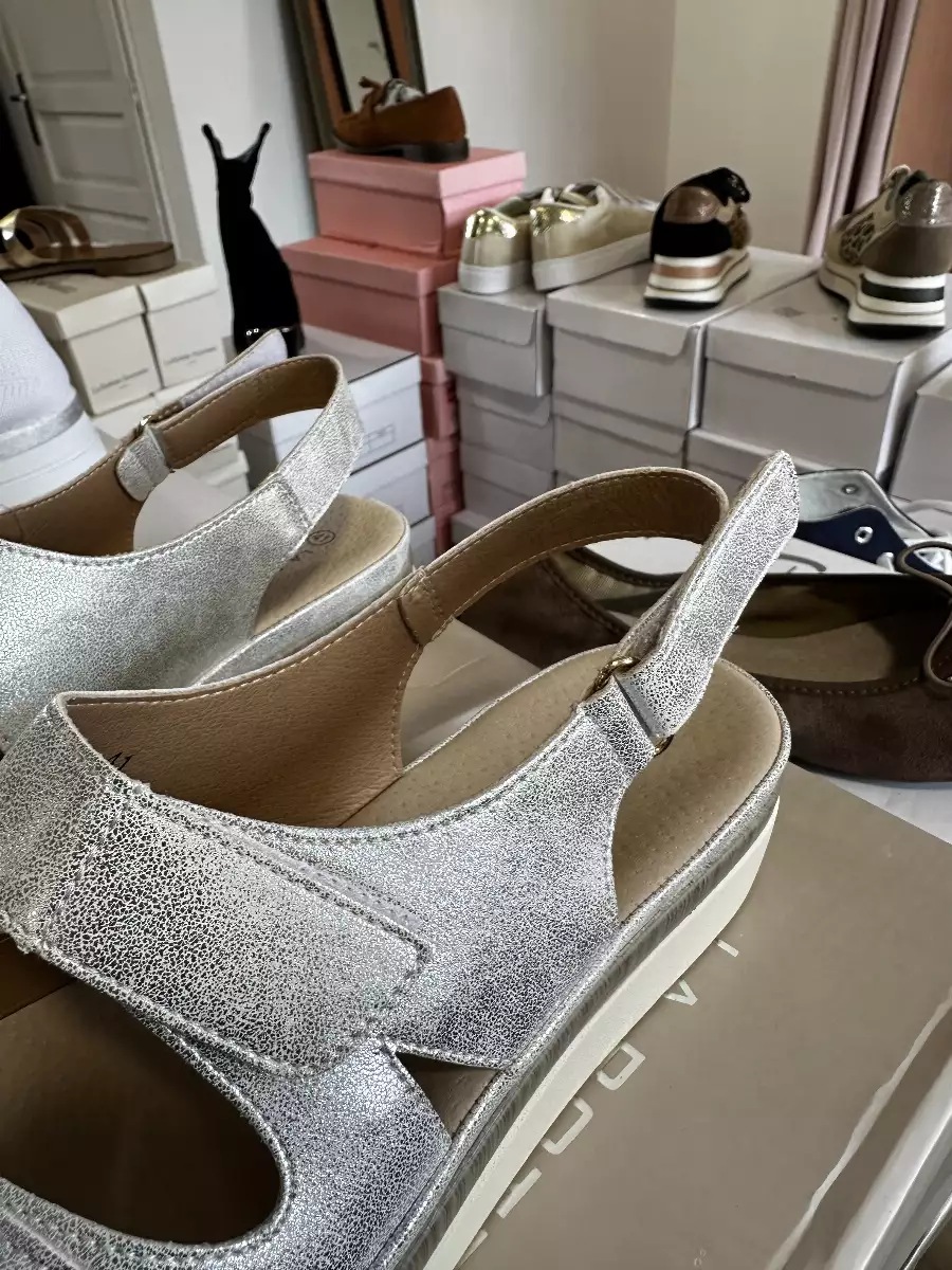 Chaussures confort argent