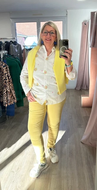 jean jaune