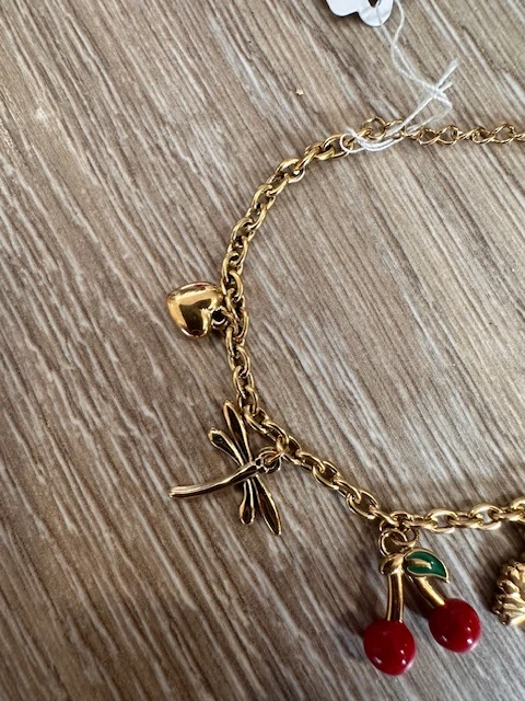 bracelet doré cerises, soleil, arbre de vie