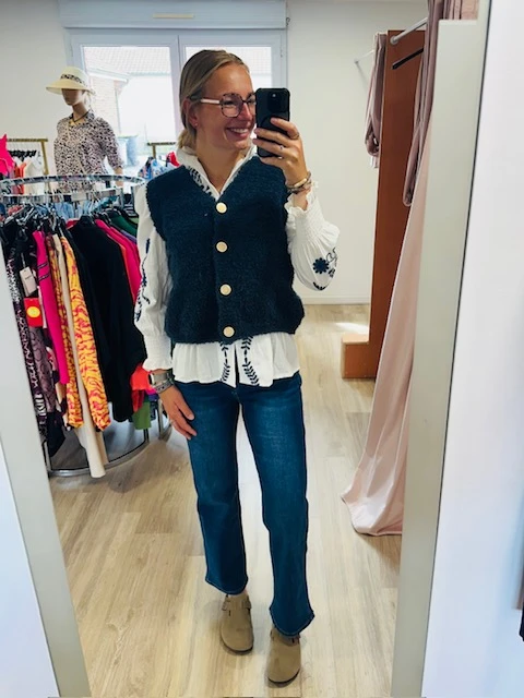 Chemise blanche motifs bleus