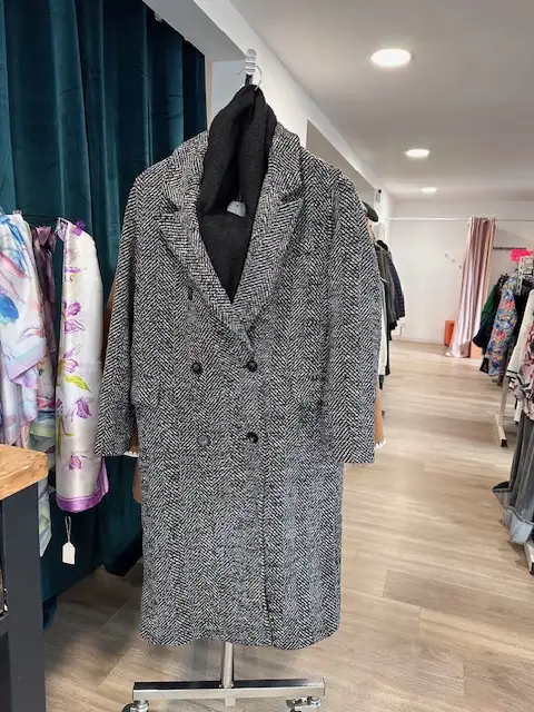 Manteau chocolat ou noir