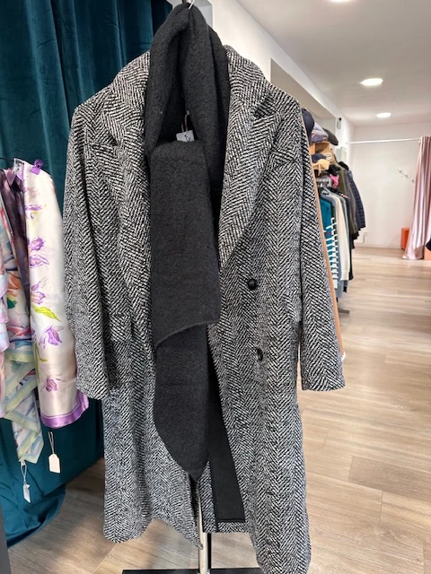 Manteau chocolat ou noir